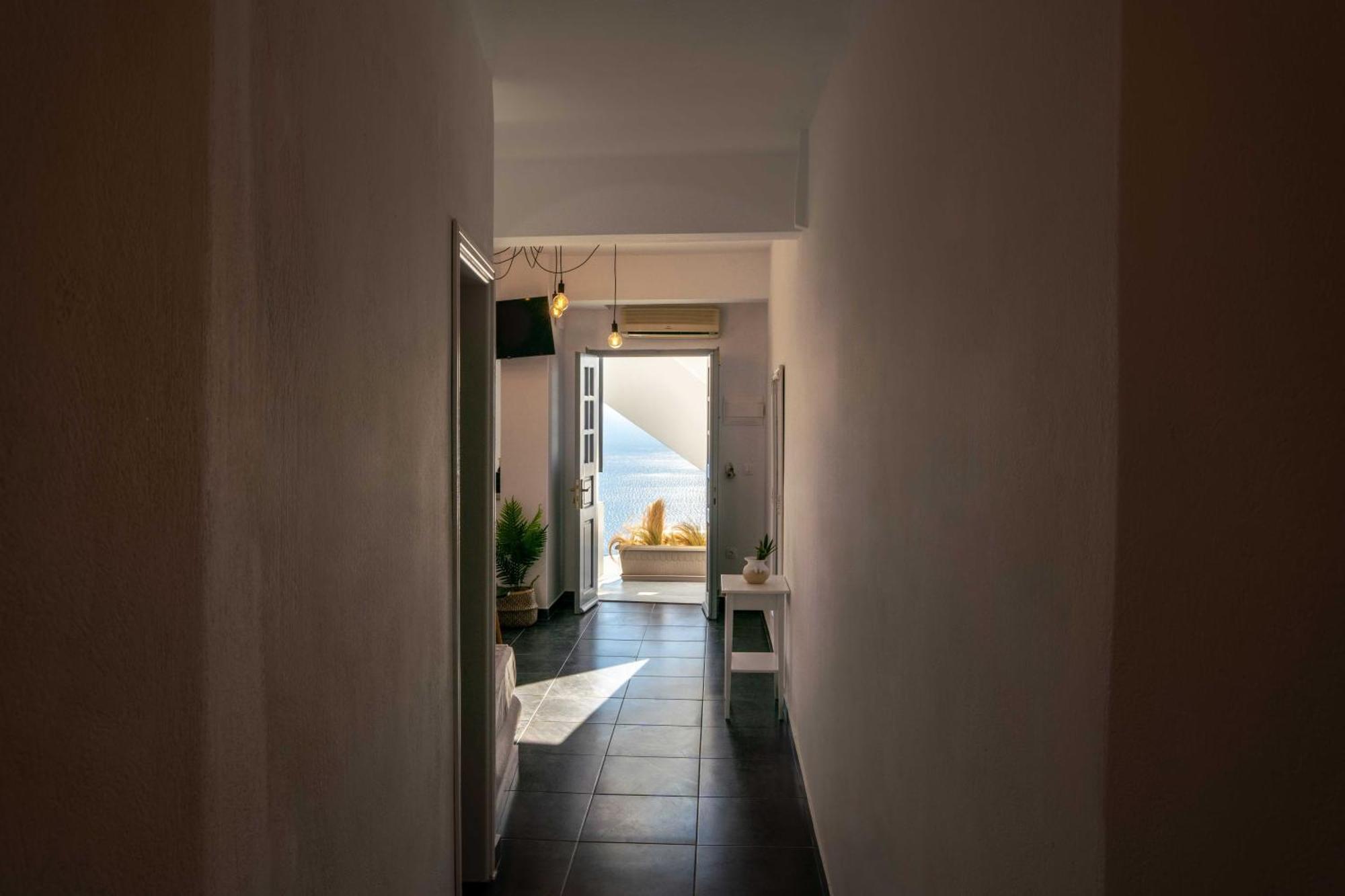 La Roka, Cliffside Memories Bed and Breakfast Imerovigli  Exteriör bild